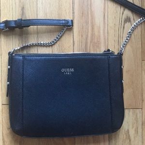 Guess crossbody purse